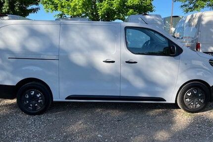 Toyota Proace (Verso) 50.000 km 24.990 &euro; Sangerhausen 06526