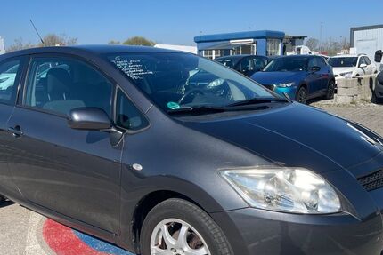 Toyota Auris 162.084 km 2.699 &euro; Mittenwalde 15749