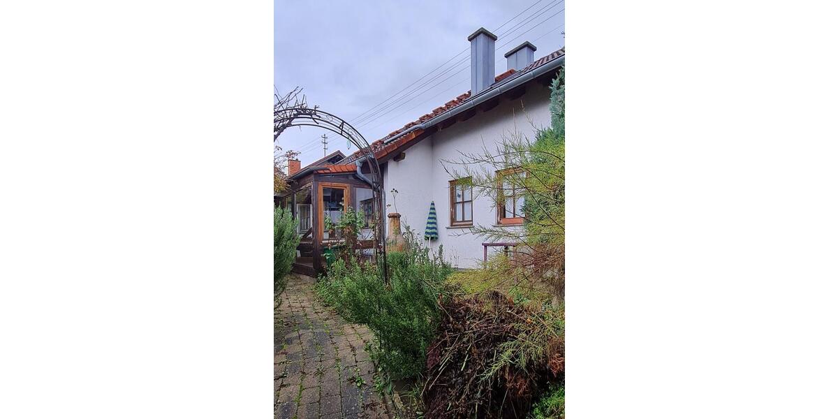 Haus mit großem Grundstück zu verkaufen 9 zimmer