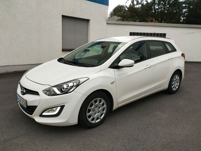 i30