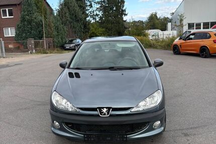 Peugeot 206 81.959 km 2.999 &euro; Celle 29227