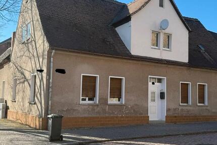 Haus Aken (Elbe) - 7 Zimmer, 130 m&sup2;, 109.000&euro; | Angebot:26197547