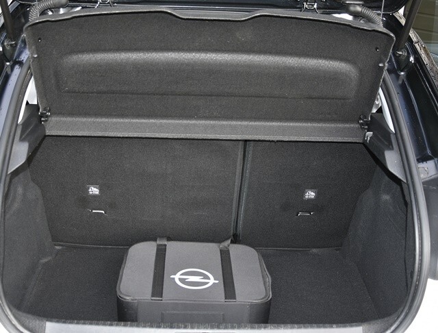 Opel Corsa E 64.000 km 14.000 &euro; Wilnsdorf 57234