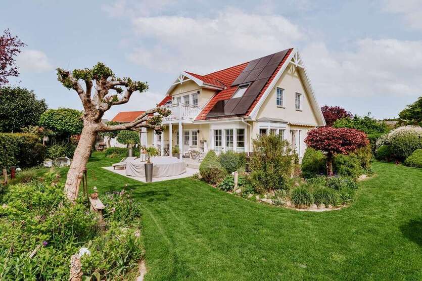 Haus zum Kaufen in Lüneburg 925.000 € 200 m²