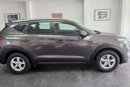Hyundai TUCSON 128.000 km 11.900 &euro; Asperg/Ludwigsburg bei Stuttgart 71679
