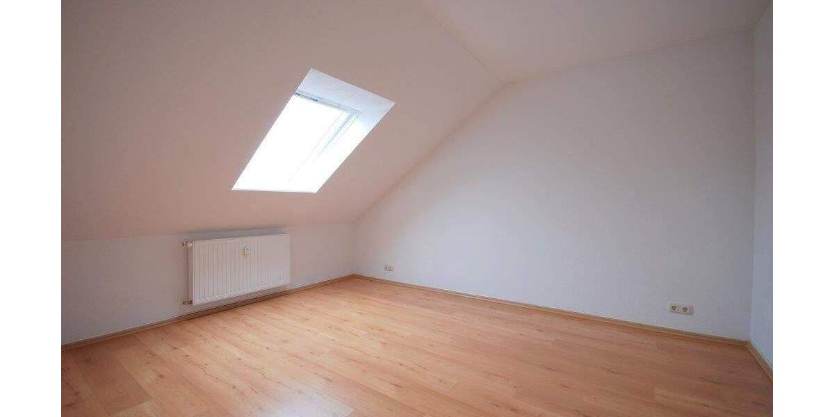 Etagenwohnung Hildesheim Ost - 3 Zimmer, 74 m&sup2;, 165.000&euro; | Angebot:25602033