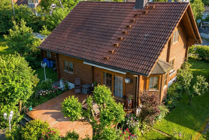 Romantisches Holzhaus aus finnischer Hartholzkiefer in TOP Wohngebiet 4 zimmer