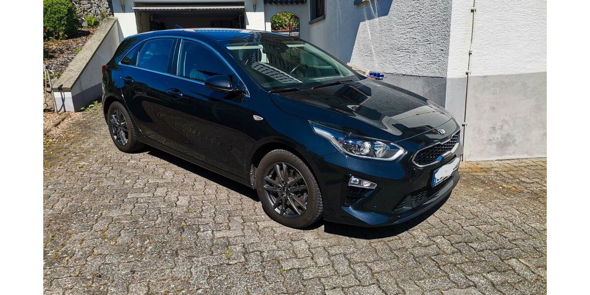 Kia ceed / Ceed 60.500 km 16.390 &euro; Oberkirch 77704