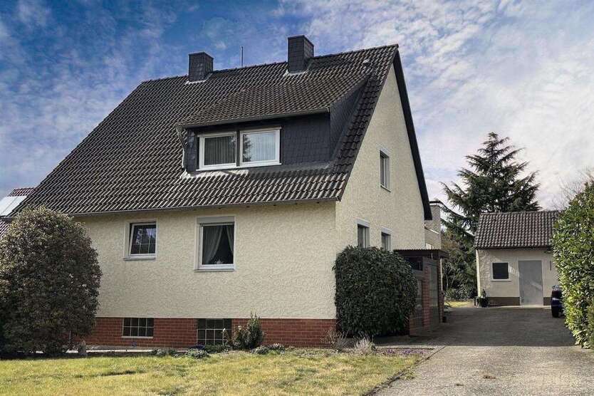Haus zum Kaufen in Wolfsburg 379.000 € 151.01 m²