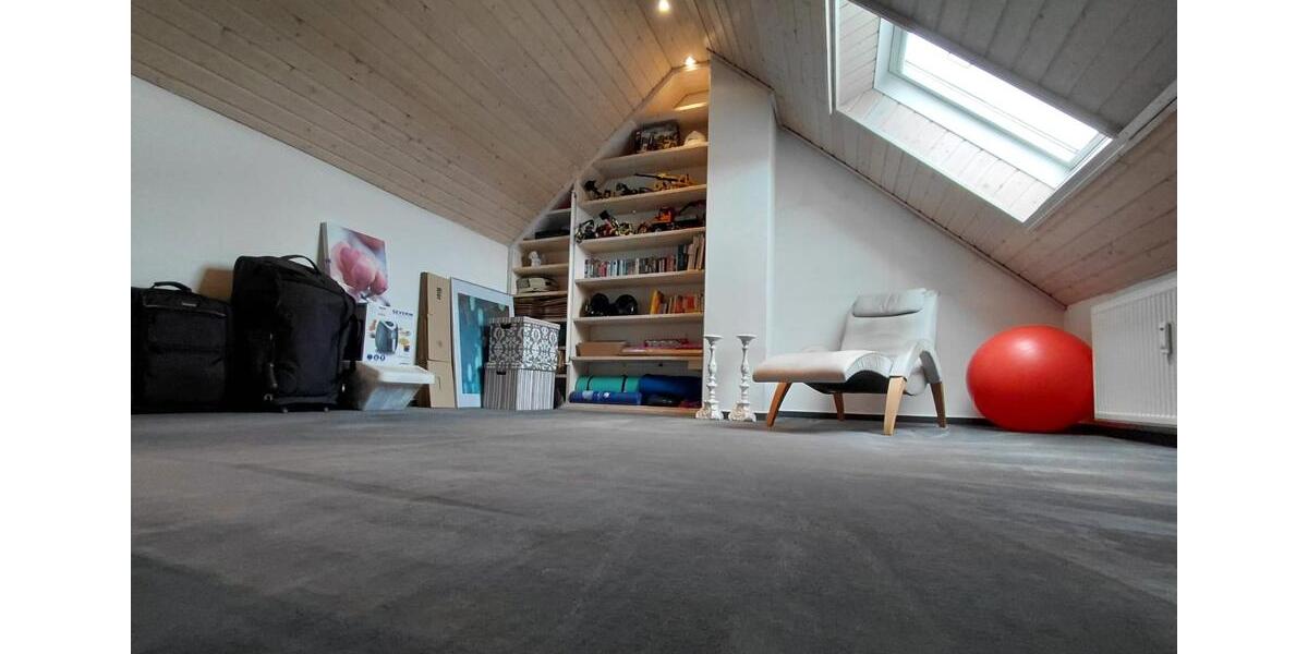 Einfamilienhaus Naumburg - 7.5 Zimmer, 200 m&sup2;, 372.000&euro; | Angebot:26926482