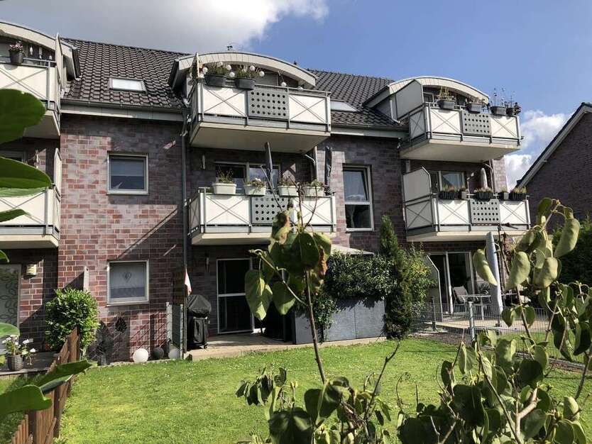 Wohnung zum Mieten in Dinslaken 946 € 97 m² 4.5 zimmer