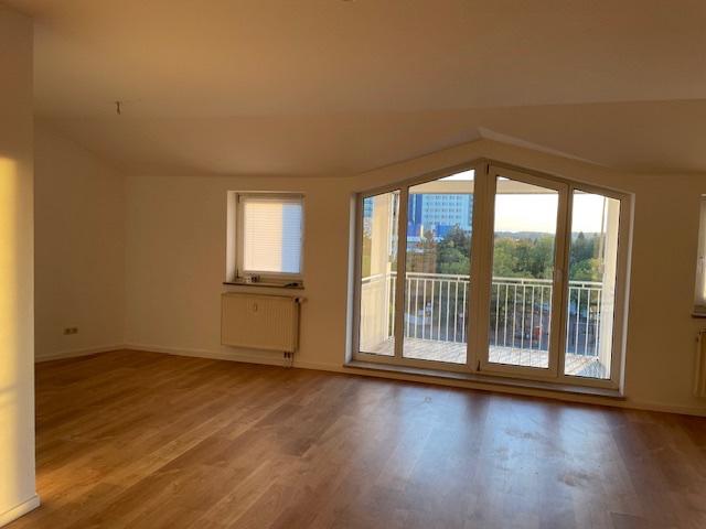 Etagenwohnung Bamberg Am Bruderwald - 4 Zimmer, 129 m&sup2;, 1.375&euro; | Angebot:26300384