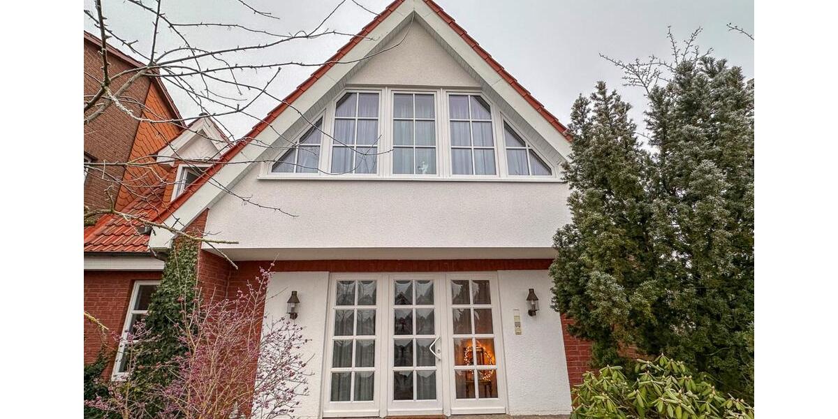 Villa Tülau - 11 Zimmer, 434 m&sup2;, 2.000&euro; | Angebot:22250385