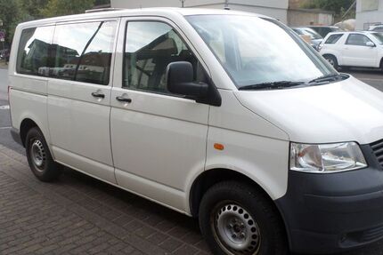 VW T5 Transporter 312.000 km 8.900 &euro; Rengersbrunn 97778