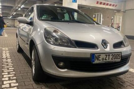Renault Clio 170.000 km 2.200 &euro; Meerbusch 40667