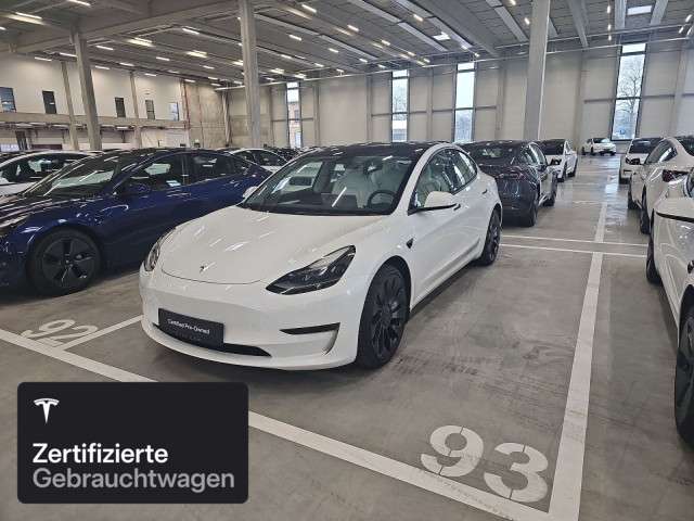 Tesla Model 3 42.417 km 35.100 &euro; Hanau 63457