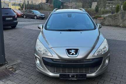 Peugeot 308 148.000 km 2.900 &euro; Hemer 58675