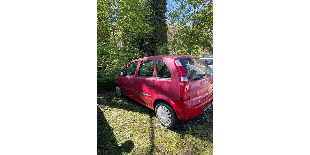Opel Meriva 122.000 km 1.900 &euro; Hofheim 65719
