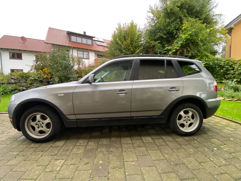 BMW X3 M 240.000 km 6.980 € Gutenzell 88484