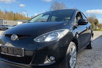 Mazda 2 200.000 km 2.500 &euro; Detmold 32756