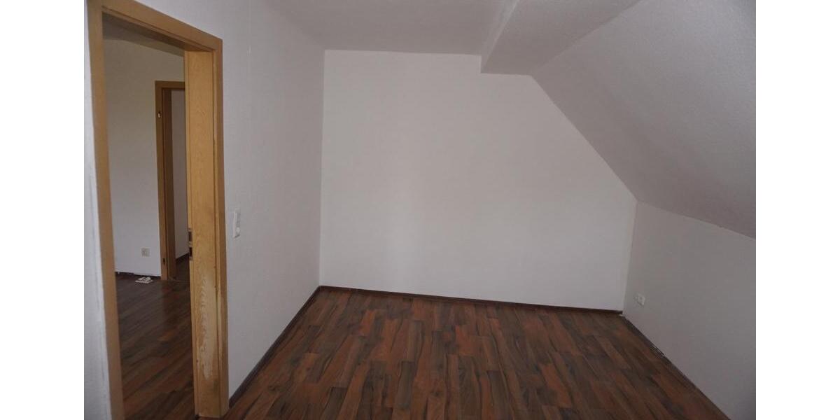 Dachgeschoßwohnung Falkenstein/Harz Harz - 1 Zimmer, 12 m&sup2;, 12&euro; | Angebot:21323283