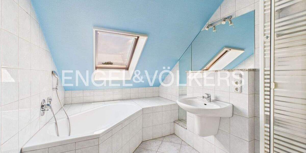 Elegante 3-Zimmer-Wohnung in Viersen: Stilvolles Wohnerlebnis mit sonnigem Südbalkon 3 zimmer