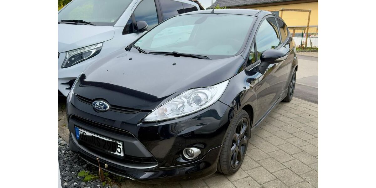 Ford Fiesta 149.500 km 4.500 &euro; Salem 88682