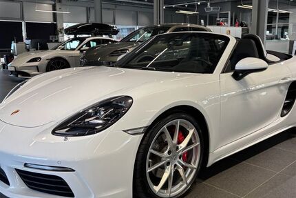 Porsche Boxster 28.900 km 65.718 &euro; Villingen-Schwenningen 78048