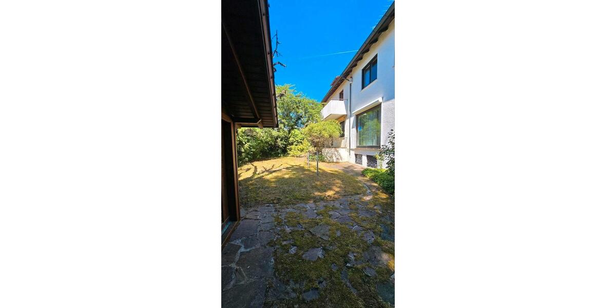Reihenhaus Trossingen - 8 Zimmer, 192 m&sup2;, 490.000&euro; | Angebot:26906853