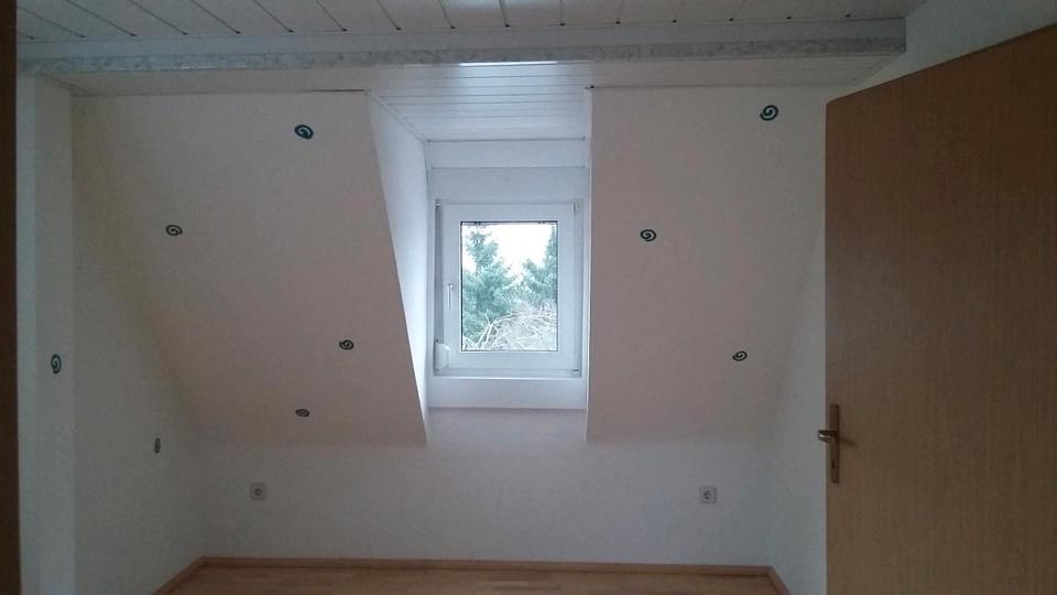 Einfamilienhaus Neusorg - 3 Zimmer, 127 m&sup2;, 1.350&euro; | Angebot:26338330
