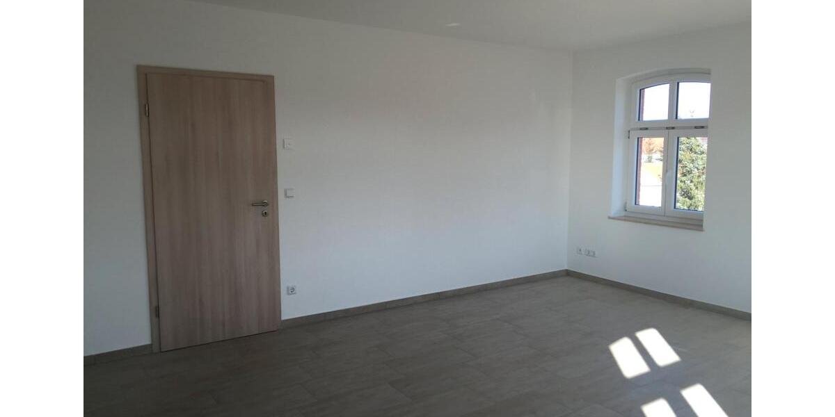 Etagenwohnung Lauta - 2 Zimmer, 65 m&sup2;, 467&euro; | Angebot:26351158