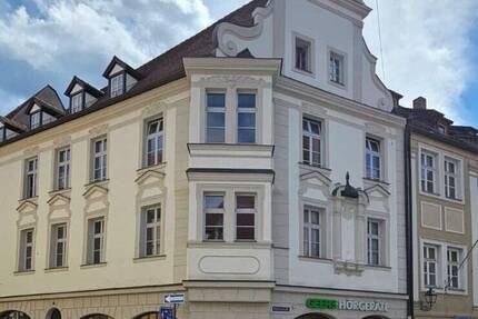 Wunderschönes Ladengeschäft in Bestlage Direkt in der Fußgängerzone von Amberg Zweistöckiger Verkaufsraum 5 zimmer