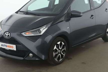 Toyota Aygo 52.110 km 13.990 € Stuttgart 70195