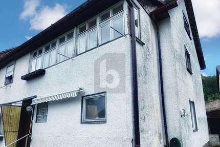 Haus Schopfheim - 9 Zimmer, 185 m&sup2;, 300.000&euro; | Angebot:25549858