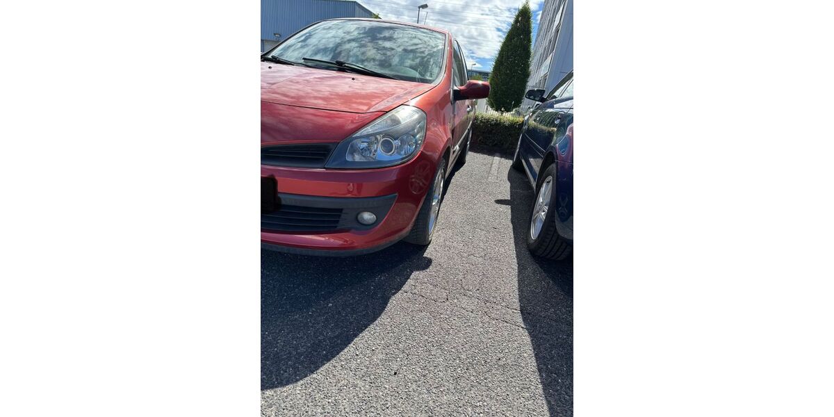 Renault Clio 151.000 km 1.400 &euro; Köln 51149