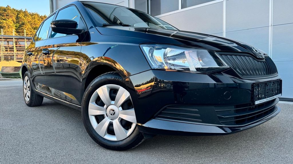 Skoda Fabia 80.000 km 7.999 &euro; Stuttgart 70563