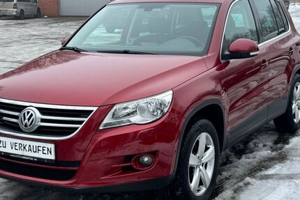 VW Tiguan 222.761 km 5.499 &euro; Delmenhorst 27751