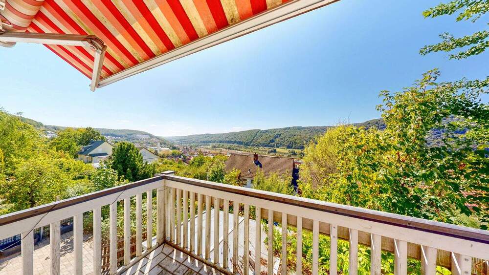 Einfamilienhaus Gemünden am Main Gemünden - 7 Zimmer, 179 m&sup2;, 300.000&euro; | Angebot:25996999