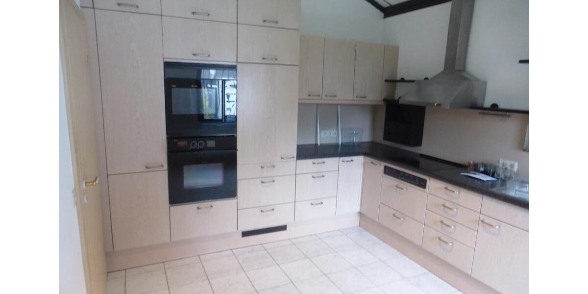 Reihenhaus Bonn Tannenbusch - 3 Zimmer, 110 m&sup2;, 425.000&euro; | Angebot:26993911