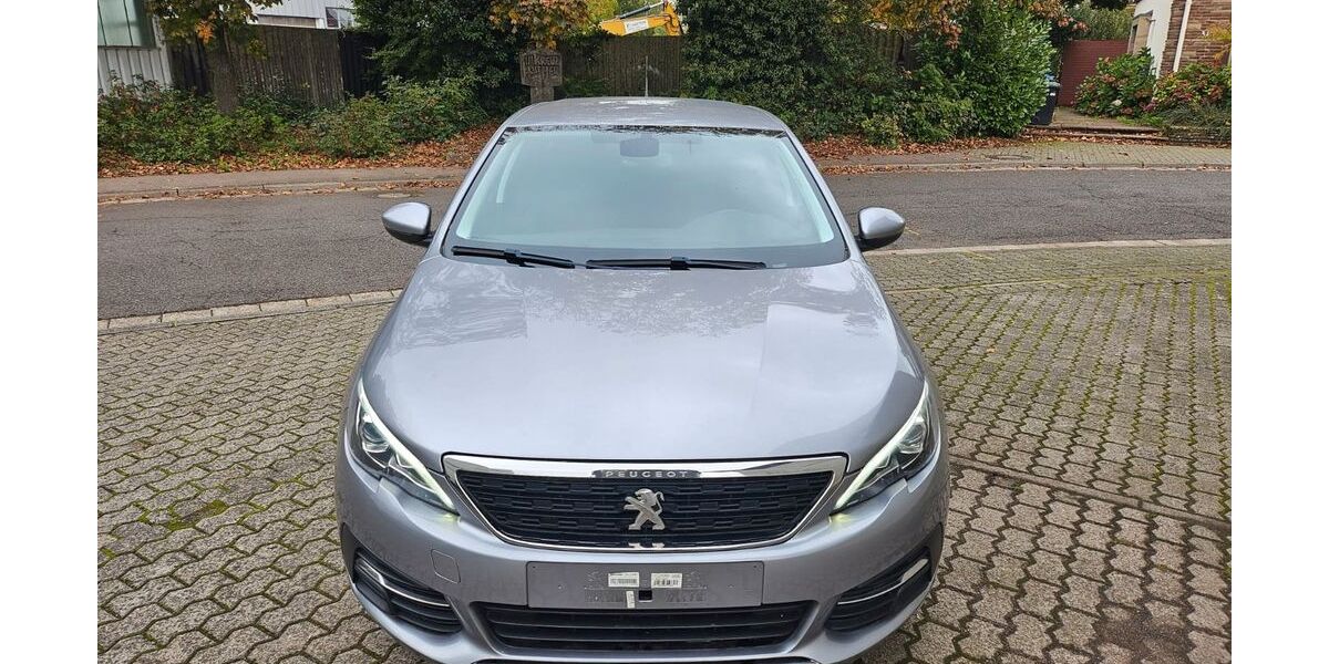 Peugeot 308 102.000 km 11.900 &euro; Saarlouis 66740