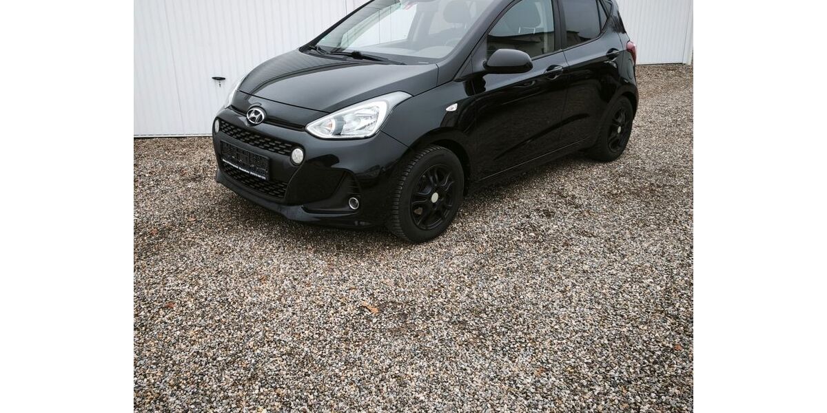 Hyundai i10 113.000 km 6.990 &euro; Dürrlauingen / Ortsteil Mindelaltheim 89350