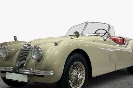 Jaguar XK 99.042 km 129.000 € München 81477