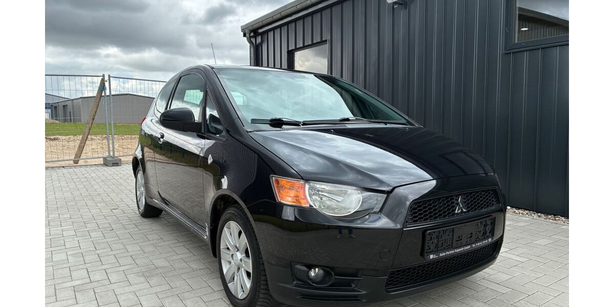 Mitsubishi Colt 131.000 km 4.390 &euro; Owschlag 24811