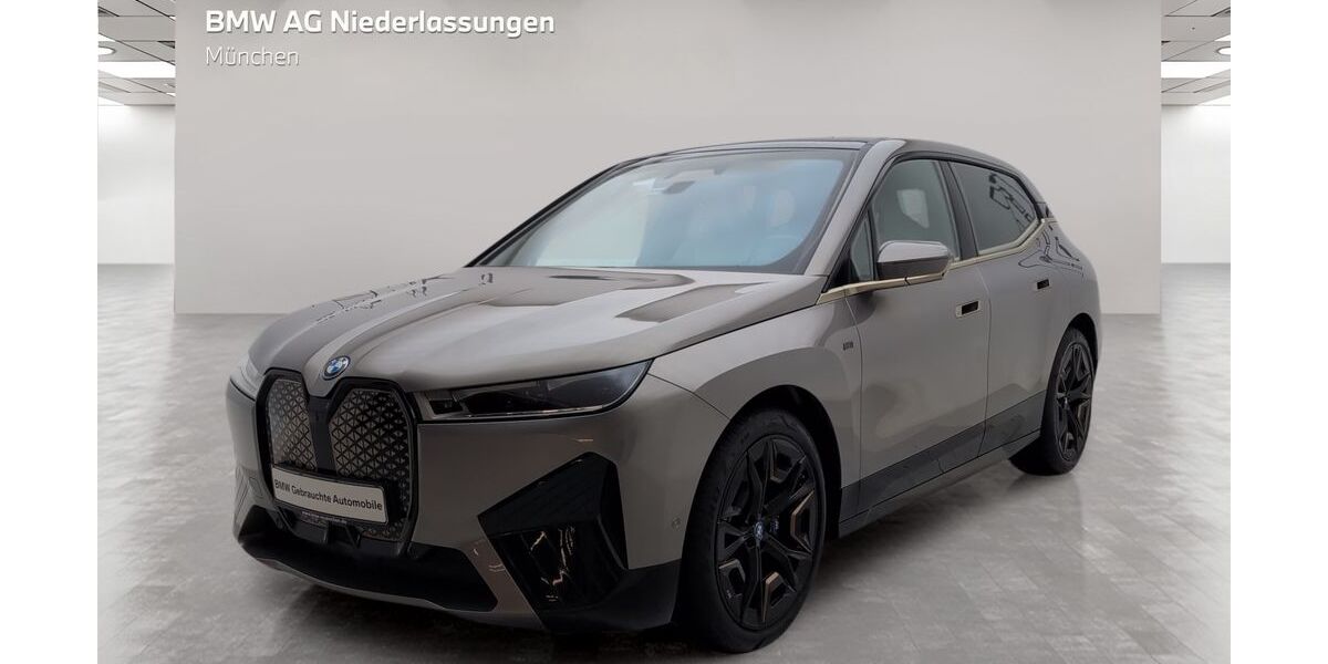 BMW iX 32.970 km 69.880 &euro; München 80939