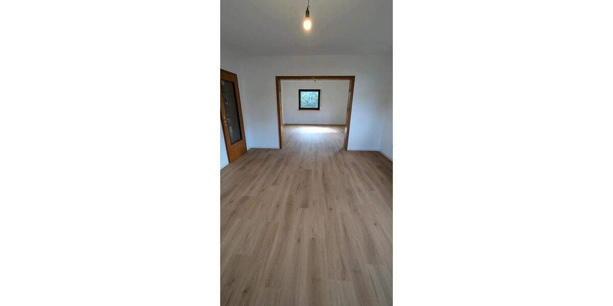 Hochparterre Rimbach - 3 Zimmer, 100 m&sup2;, 990&euro; | Angebot:25903904