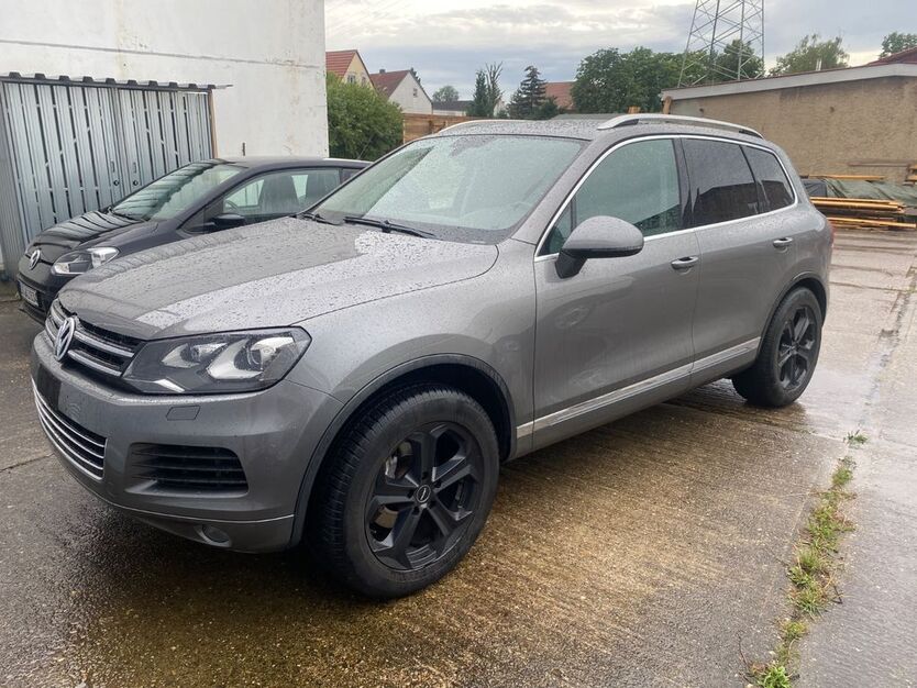 VW Touareg 240.300 km 14.000 € Gräfenhainichen 06773