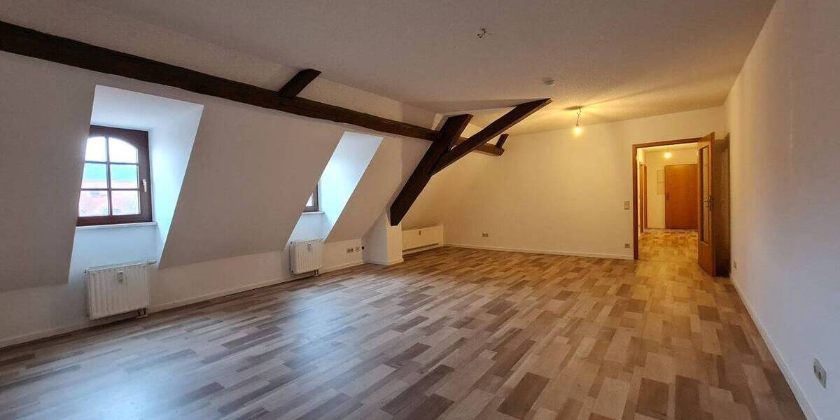 Zimmer Löbau Altlöbau - 2 Zimmer, 76 m&sup2;, 456&euro; | Angebot:26319645