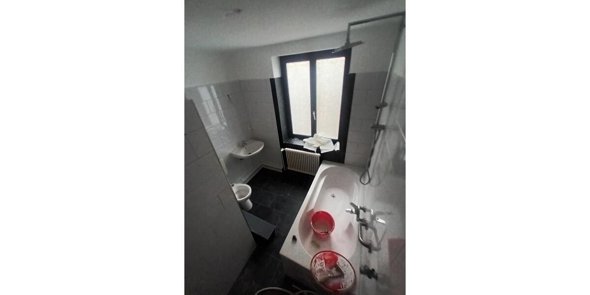 Hochparterre Bremerhaven Mitte - 4 Zimmer, 67 m&sup2;, 470&euro; | Angebot:26258321