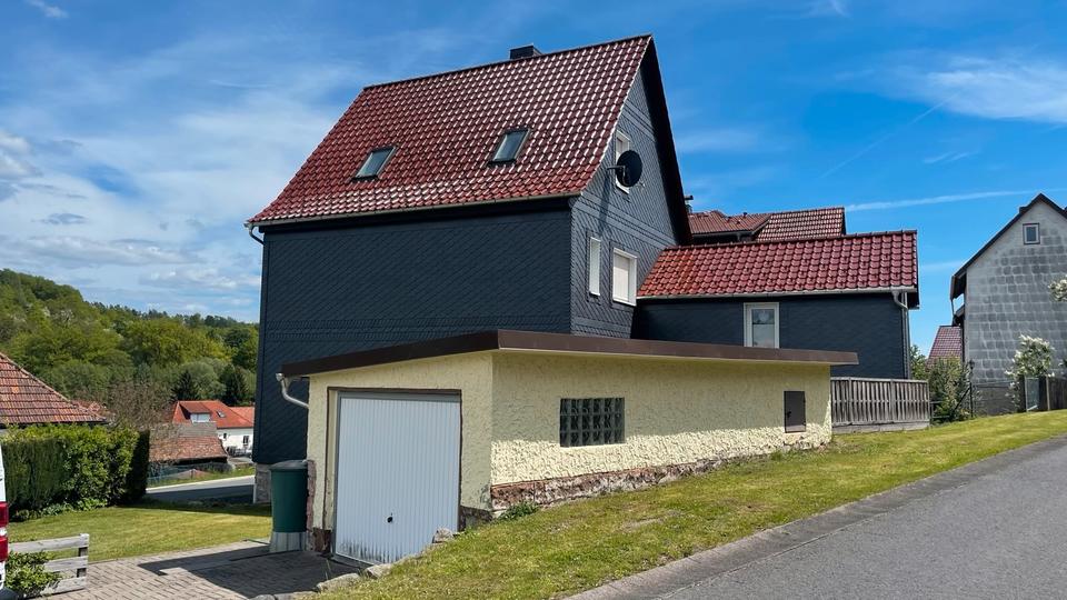 Einfamilienhaus Schleusingen - 6 Zimmer, 100 m&sup2;, 250.000&euro; | Angebot:27023327