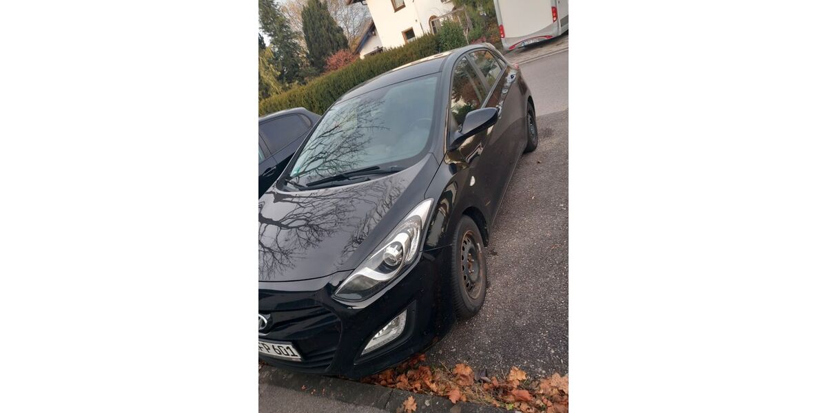 Hyundai i30 130.000 km 6.200 &euro; EHINGEN 89584